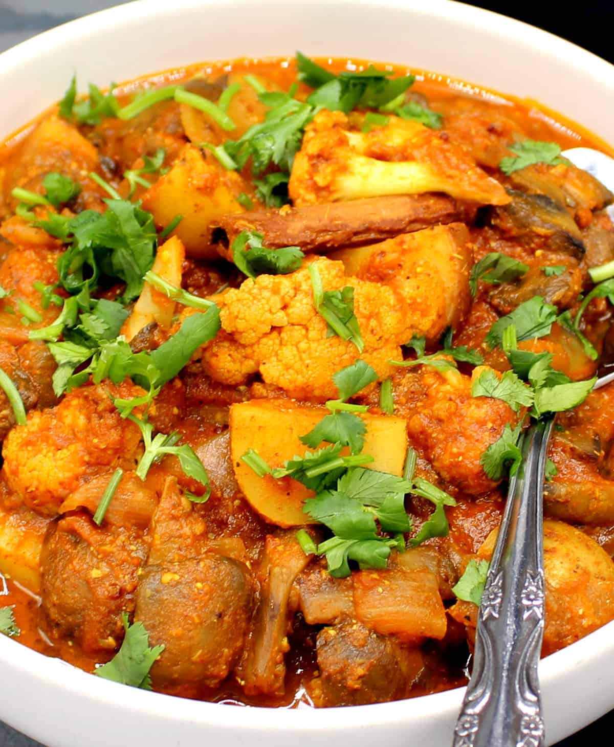 MIX VEGETABLE VINDALOO