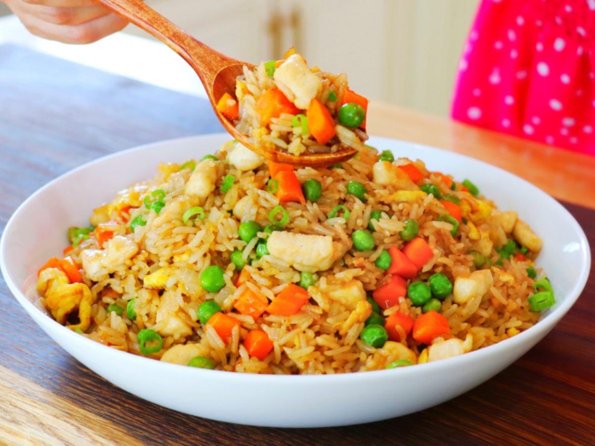 CHICKEN FRY RICE